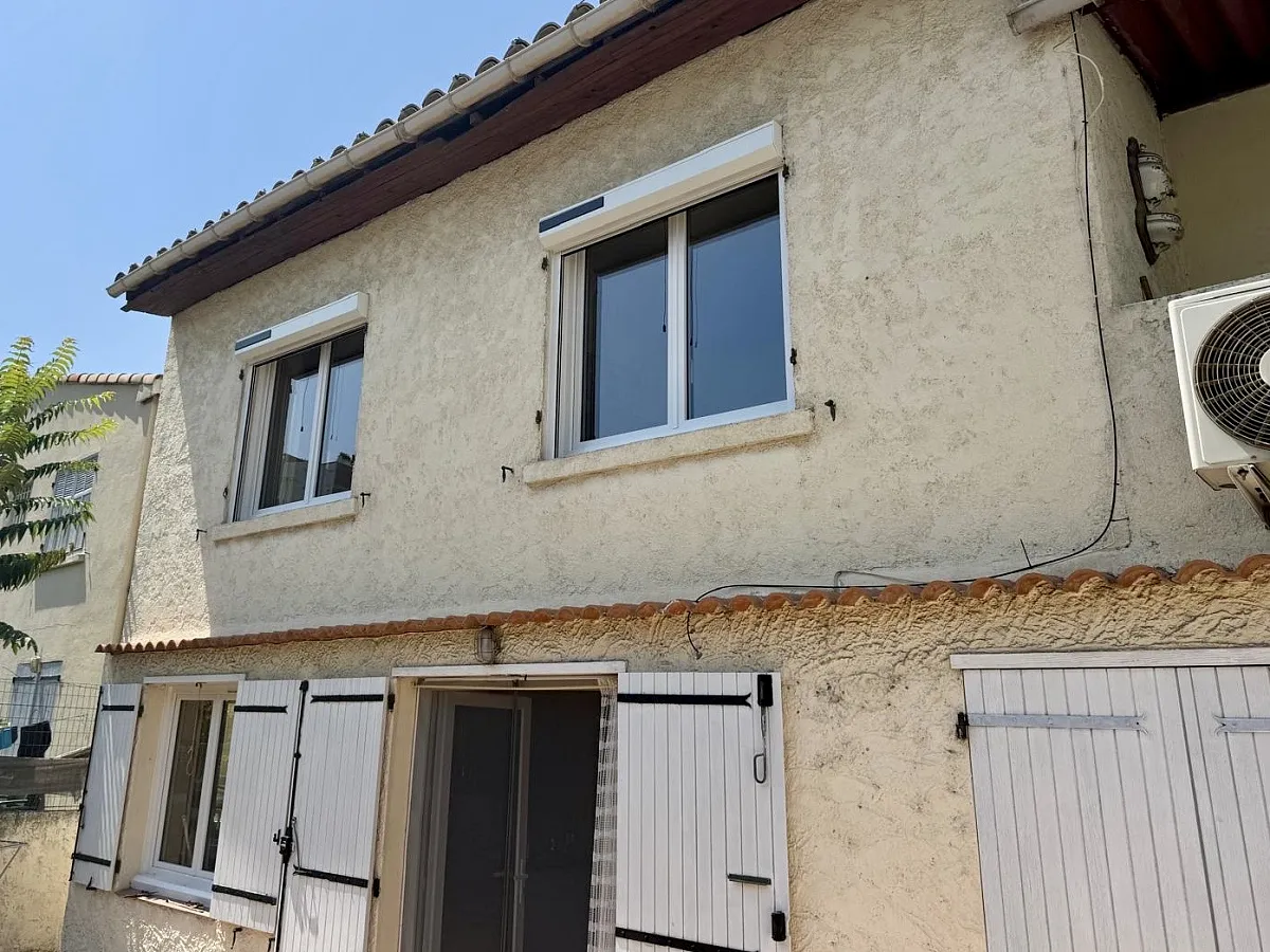 Pose de volets sur mesure à Marseille